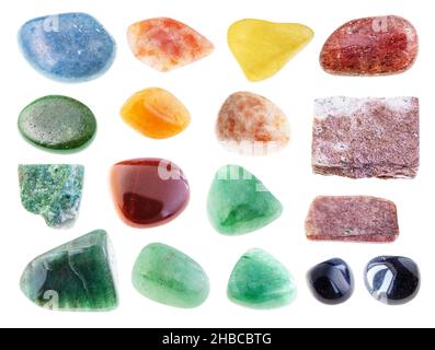 Set aus verschiedenen Aventurin Edelsteinen auf weißem Hintergrund Stockfoto