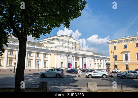 St. Petersburg, Russland - 14. Juli 2021: Gebäude des Russischen Ethnographischen Museums in St. Petersburg Stockfoto