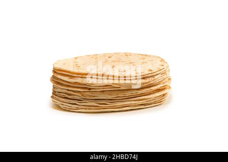 Pitta-Brot isoliert auf weißem Hintergrund. Draufsicht. Stockfoto