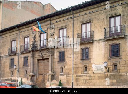 FACHADA RENACENTISTA - 1673. ORT: PALACIO DE TORENO. Oviedo. ASTURIEN. SPANIEN. Stockfoto