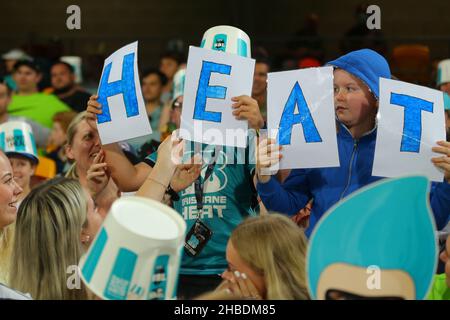 Brisbane, Australien. 19th Dez 2021. Brisbane Heat Fans feiern Kredit: Nachrichtenbilder /Alamy Live News Stockfoto