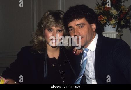 Model Samantha Fox und Fußballspieler Kevin Keegan Stockfoto