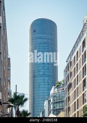 Amman, Jordanien - 09.02.2021: Amman Rotana 5 Sterne Luxus-Hotel im Stadtteil Abdali, Amman. Stockfoto