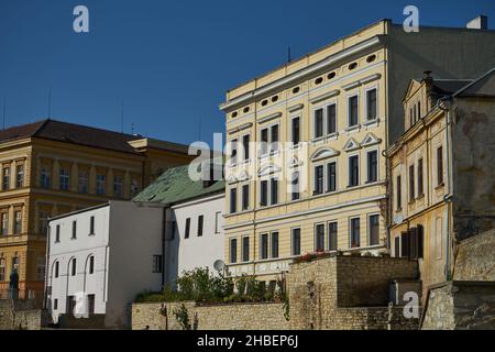 Litomerice, Tschechische Republik - 9. September 2021 - die Außenmauer von José Rizal am Nachmittag Stockfoto