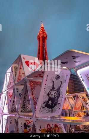 Blackpool Tower durch Illuminations, Blackpool, Lancashire Stockfoto