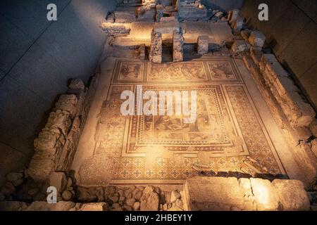Archäologisches Museum Hatay:Es ist ein Museum mit vielen Mosaiken aus der römischen Zeit. Antiochia Mosaic Museum mit der größten Anzahl von Mosaic Stockfoto