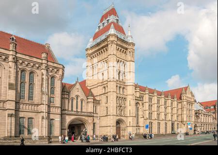 Das alte Viereckgebäude der Universität von Manchester, England, Großbritannien Stockfoto