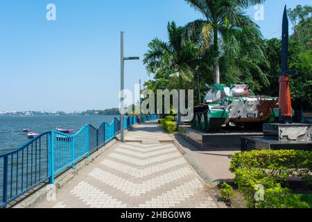 BHOPAL, MADHYA PRADESH, INDIEN - 04. DEZEMBER 2021: Schöne Aussicht auf den Upper Lake. Stockfoto