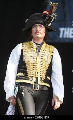 Adam Ant spielt live beim Hard Rock Calling Music Festival im Hyde Park, London. Stockfoto