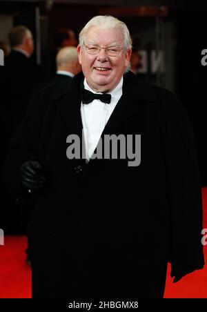 Richard Griffiths bei der Royal Film Premiere von „Hugo“ im Odeon, Leicester Square in London Stockfoto