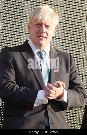 Bürgermeister Boris Johnson bei Coca-Colas London 2012 Olympic Fackel Relay Concert im Hyde Park in London. Stockfoto