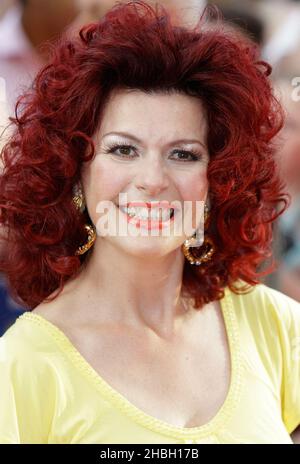 Cleo Rocos bei der Ankunft beim Weltprimierer von Keith Lemon The Film im Odeon West End, Leicester Square in London. Stockfoto