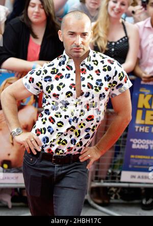 Louie Spence bei der Ankunft beim Weltprimierer von Keith Lemon The Film im Odeon West End, Leicester Square in London. Stockfoto