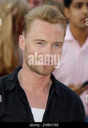 Ronan Keating bei der Ankunft beim Weltprimierer von Keith Lemon The Film im Odeon West End, Leicester Square in London. Stockfoto