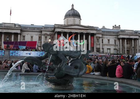 BT London Live Paralympics Eröffnungszeremonie Allgemeine Ansichten auf dem Trafalgar Square in London. Stockfoto