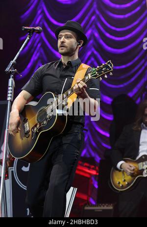 Justin Timberlake ist Schlagzeilen und spielt auf der Bühne beim Wireless Festival Day 1 im Olympia Park, Stratford im Osten Londons. Stockfoto