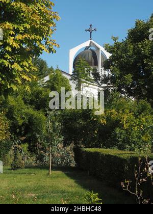 Hl. Petka von Bulgarien, Baba Vanga (Vangeliya Pandeva Vangelia Gushterova Dimitrova und später) Kirche und Grab. Stockfoto