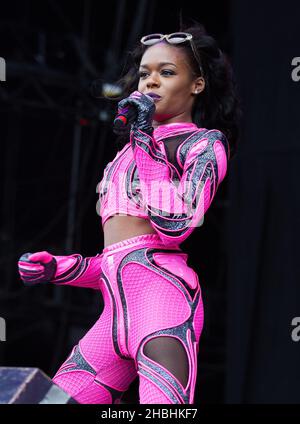 Azealia Bank spielt auf der Bühne des Wireless Festivals im Finsbury Park in London. Stockfoto