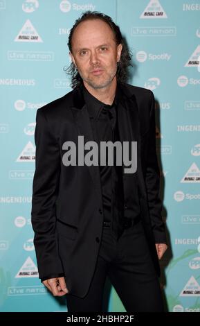 Lars Ulrich von Metallica nimmt an den Music Industry Awards im Grosvenor House Hotel in London Teil. Stockfoto