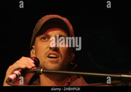 Der kanadische Singer-Songwriter Daniel Powter spielt seine erste UK-Tournee in der Carling Academy Islington, London Stockfoto