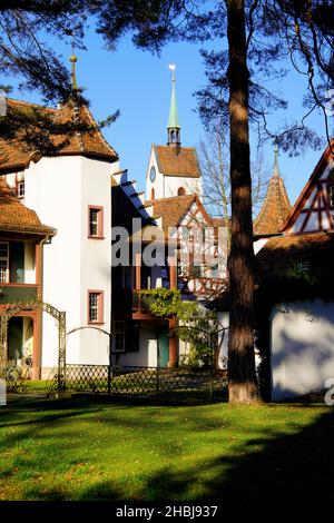 Das Wettsteinhaus im Ortskern von Riehen ist ein denkmalgeschütztes Gebäude. Riehen, Kanton Basel-Stadt, Schweiz. Stockfoto