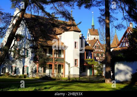 Das Wettsteinhaus im Ortskern von Riehen ist ein denkmalgeschütztes Gebäude. Riehen, Kanton Basel-Stadt, Schweiz. Stockfoto