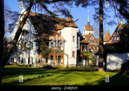 Das Wettsteinhaus im Ortskern von Riehen ist ein denkmalgeschütztes Gebäude. Riehen, Kanton Basel-Stadt, Schweiz. Stockfoto