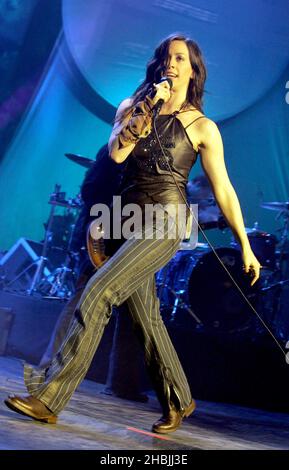 DIE US-Sängerin und Songwriterin Alanis Morissette spielt ihr erstes UK-Live-Date seit 2001 an der Carling Academy Brixton Stockfoto