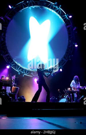 Die klassische Geigerin Vanessa-Mae spielt eine Solo-Show in der Londoner Royal Albert Hall. Stockfoto