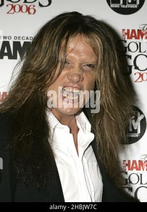 Sebastian Bach von Skid Row bei Ankunft. Stockfoto