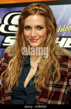 Ashlee Simpson startet die neue Sketchers-Kampagne, Sketchers Store, Oxford Street, London. Stockfoto