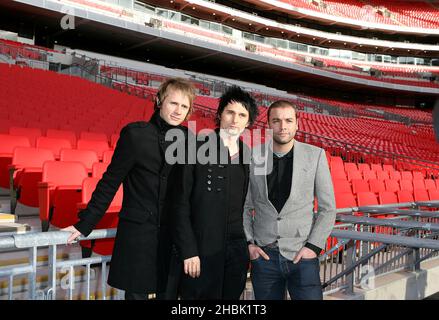 Muse sind eine der ersten Bands, die während einer Pressekonferenz im Wembley Stadium in London am 4. Dezember 2006 einen Konzerttermin im neuen Wembley-Stadion ankündigen. Das Konzert findet am 16. Juni 2007 statt. Unterhaltung Stockfoto