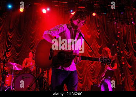 James Morrison tritt am 10. Dezember 2006 im Astoria in London auf. Stockfoto