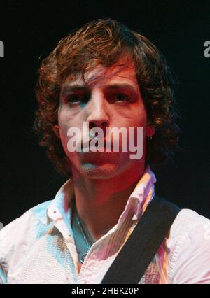 James Morrison tritt am 10. Dezember 2006 im Astoria in London auf. Stockfoto