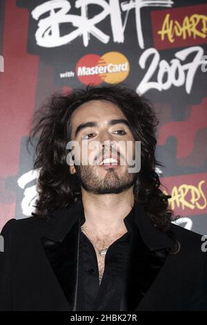 Russell Brand kommt auf die Brit Awards 2007 Launch Party im Hammersmith Palais im Westen Londons, 16. Januar 2007. Stockfoto