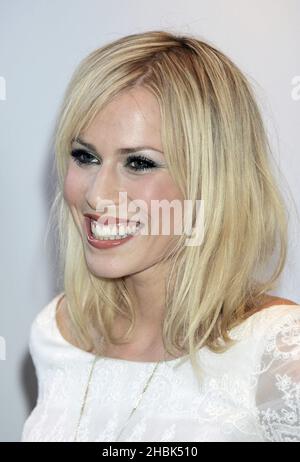 Natasha Bedingfield kommt am 15. Mai 2007 zur Blackberry Summer Party in den Kensington Roof Gardens im Zentrum von London. Stockfoto