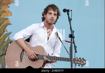 James Morrison tritt 2007 beim Isle of Wight Festival in Newport auf. Stockfoto