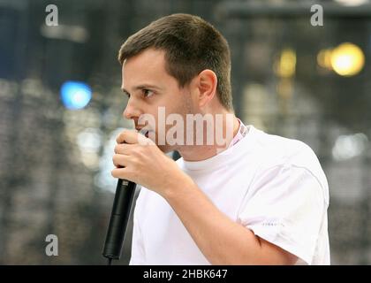 Die Straßen leben in einem Konzert zur Unterstützung von Muse im Wembley Stadium in London. Stockfoto