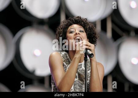 Corinne Bailey Rae tritt während des Benefizkonzerts im Wembley Stadium, London, auf. Stockfoto