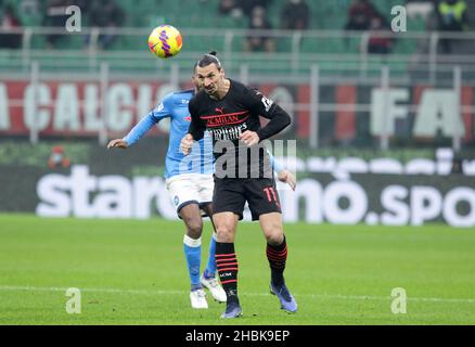 Mailand, Italien. 19th Dez 2021. MAILAND ITALIEN- Dezember 19 Stadio G Meazza Zlatan Ibrahimovic AC Mailand während der Serie Ein Spiel zwischen AC Mailand und Neapel im Stadio G. Meazza am 264. Oktober 2021 in Mailand, Italien. Kredit: Christian Santi/Alamy Live Nachrichten Stockfoto