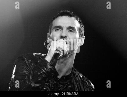 Marti Pellow und Wet Wet Wet treten auf der Bühne der Wembley Arena in London auf. Stockfoto