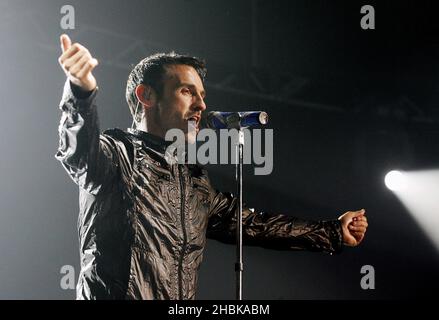 Marti Pellow und Wet Wet Wet treten auf der Bühne der Wembley Arena in London auf. Stockfoto