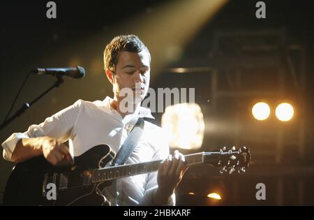 Redakteure treten auf der Brit Nominations Launch Party 2008 im Roundhouse in London auf. Stockfoto