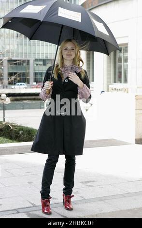 Fearne Cotton startet die Wohltätigkeitsorganisation World Vision, 24 Stunden Hungersnot in Canary Wharf. Stockfoto