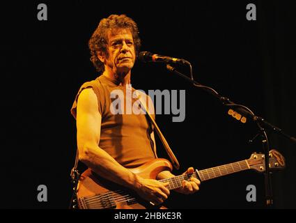 Lou Reed bei einem Konzert in der Royal Albert Hall in London. Stockfoto