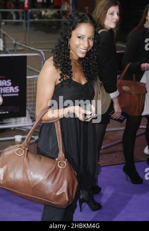 Su-Elize Nash kommt zur Premiere von „Jonas Brothers: The 3D Concert Experience“ im Empire Theatre am Leicester Square, London Stockfoto