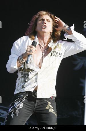 David Coverdale von Whitesnake spielt auf der Bühne des Download Festivals 2009 im Donnington Park in Derby, England Stockfoto