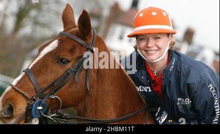 Jodie Kidd stellt die neuesten Entwicklungen der neuen World Polo Series ÒPolo parkÓ im Twenty20 im Hurlingham Club, Putney Bridge, London, vor. Stockfoto