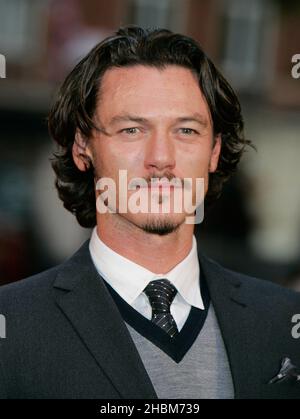 Luke Evans kommt bei der Premiere von Tamara Drewe UK im Odeon, Leicester Square in London an. Stockfoto