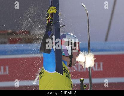 Alta Badia, Italien. 20th Dez 2021. SKIFAHREN - AUDI FIS SKI WORLD CUP, GS MENALTA BADIA, TRENTINO-SÜDTIROL, ITALIEN 2021-12-20 - Montag Bilderserien de ALIPRANDINI Luca (ITA) Zweiter Platz im Jahr 2021 FIS Ski World Cup - Herren Riesenslalom, alpines Skirennen in Alta Badia, Italien, Dezember 20 2021 Quelle: Independent Photo Agency/Alamy Live News Stockfoto